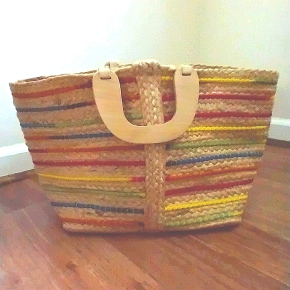 SOLD!!!!!Bag Weaved NWT Gorgeous Large Weaved Basket Style Bag - Picture 3 of 16